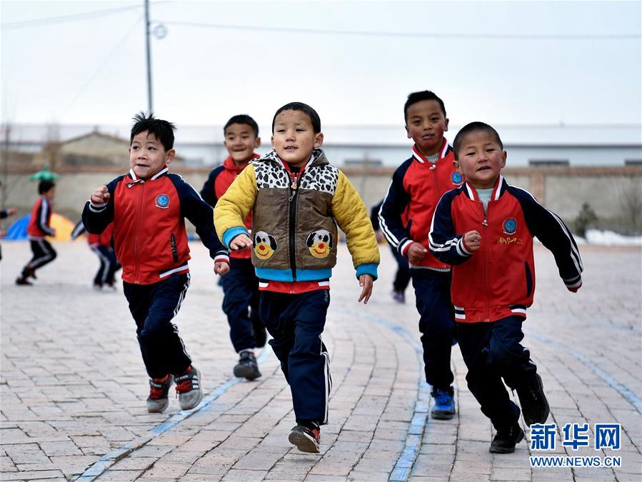 （新華全媒頭條·決戰(zhàn)決勝脫貧攻堅(jiān)·圖文互動）（2）在青山綠水間跨越千年——青海探索生態(tài)脫貧之路報(bào)告